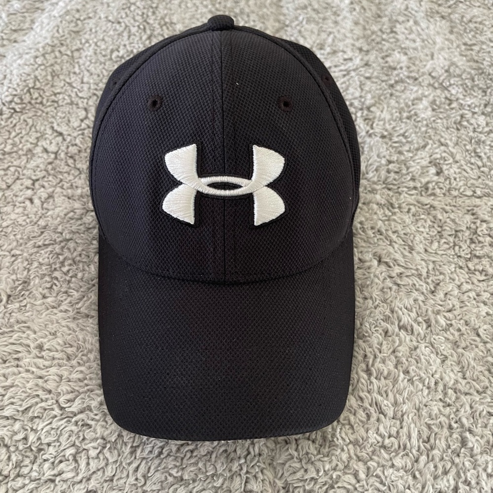 Mens black under armour hat